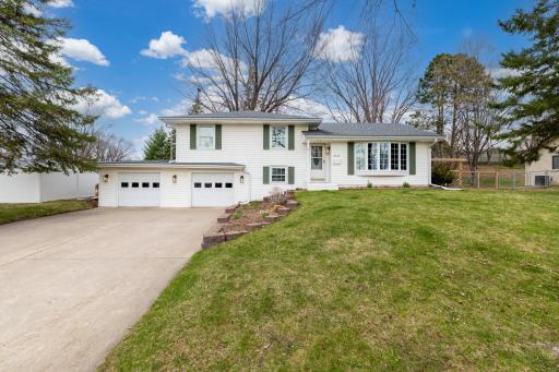 8433 Morris Circle, Minneapolis, MN 55437