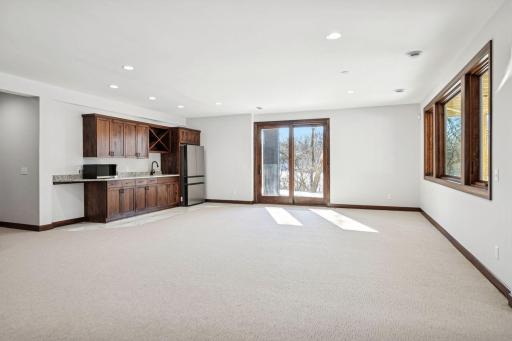 5534 Conifer Trail, Minnetonka, MN 55345