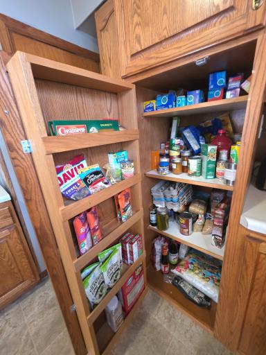 702 4th Street SE, Pipestone, MN 56164
