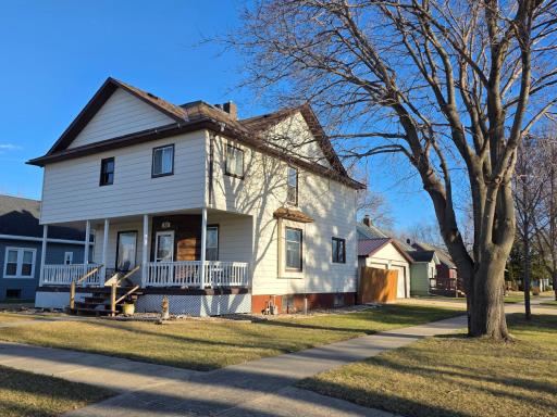 702 4th Street SE, Pipestone, MN 56164