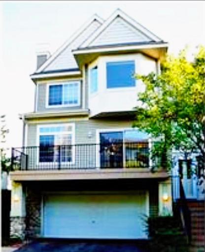 2332 Eagle Trace Lane, Saint Paul, MN 55129