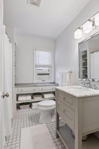 4151 Ottawa Avenue S, Minneapolis, MN 55416