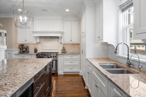 4516 Drexel Avenue, Edina, MN 55424