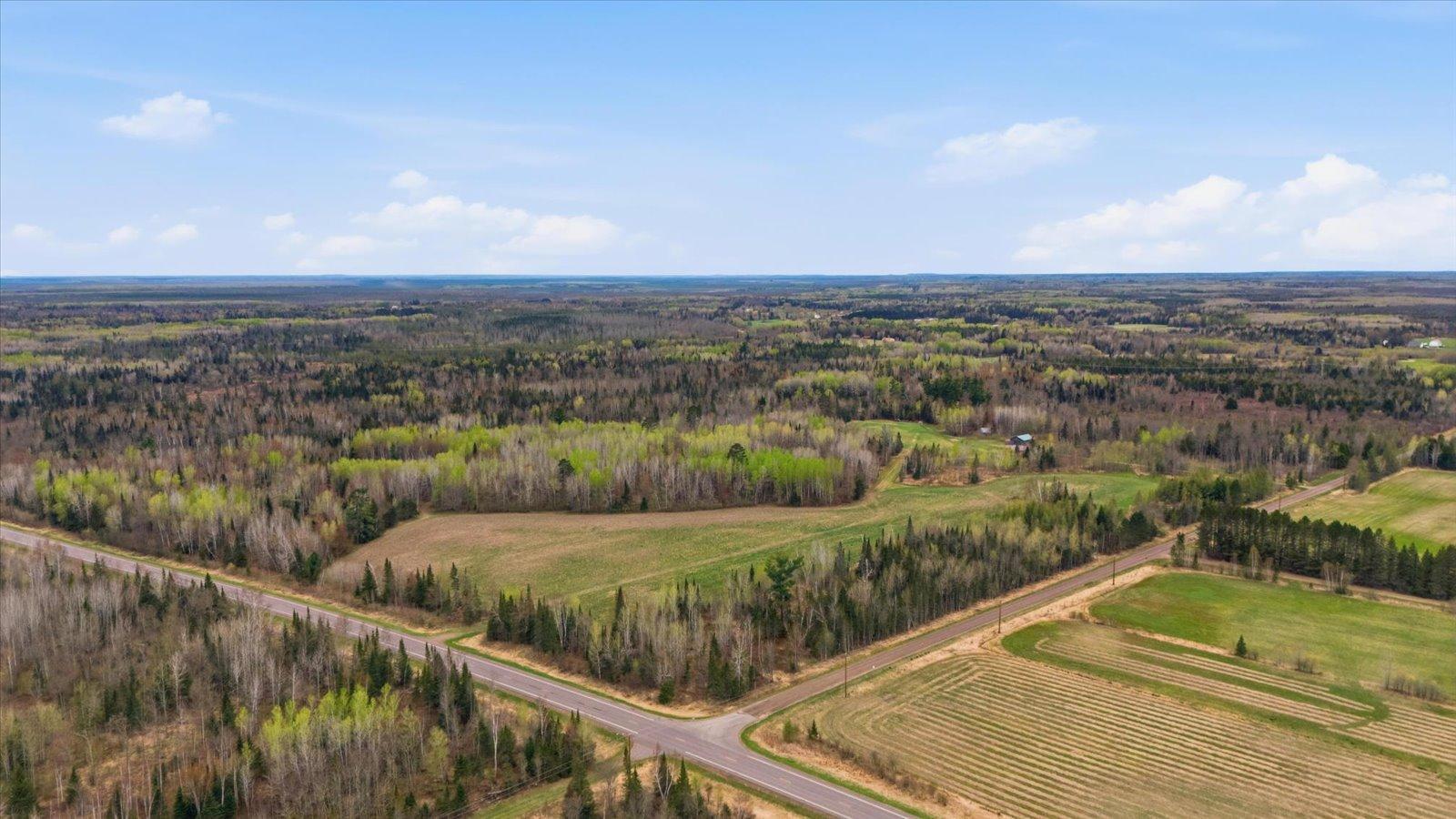 12502VHR-MLS-zdrone3.jpg