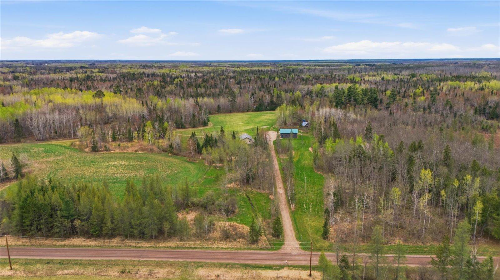 12502VHR-MLS-zdrone2.jpg