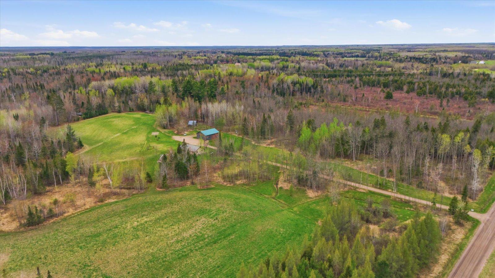 12502VHR-MLS-zdrone4.jpg