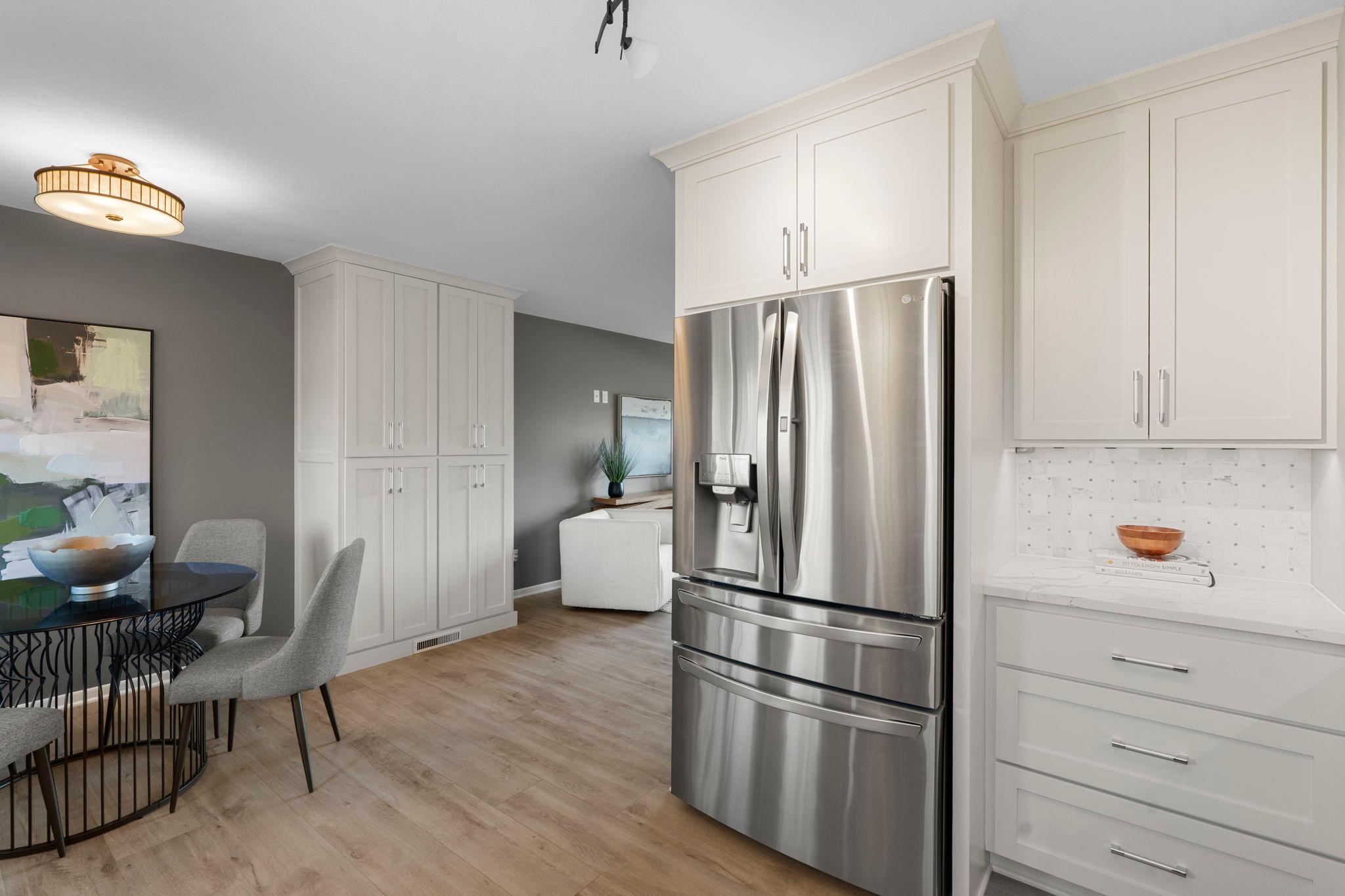28-web-or-mls-10604 32nd Ave N-256.jpg
