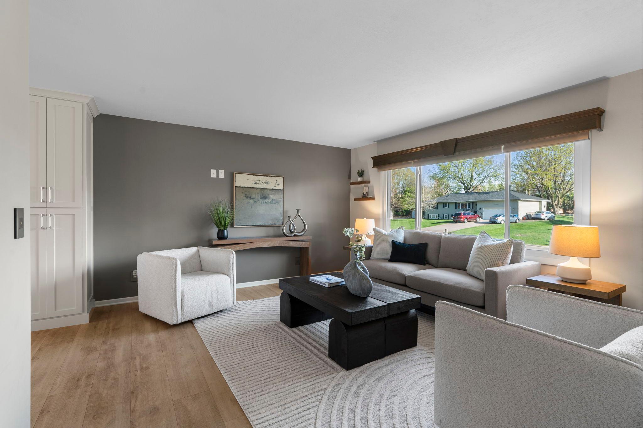 17-web-or-mls-10604 32nd Ave N-196.jpg