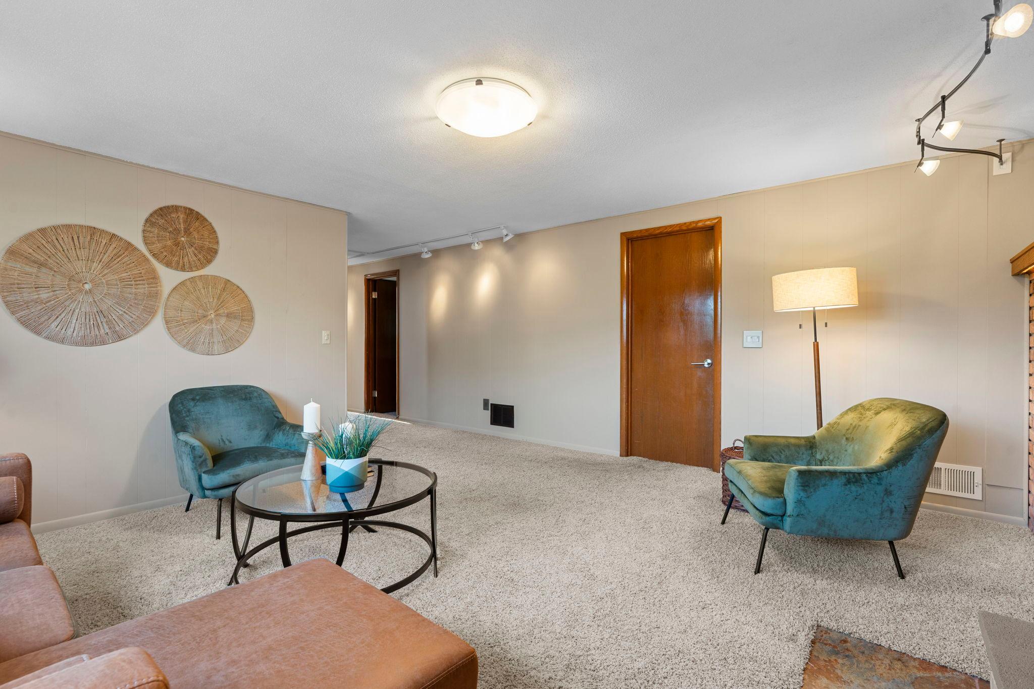 39-web-or-mls-10604 32nd Ave N-316.jpg