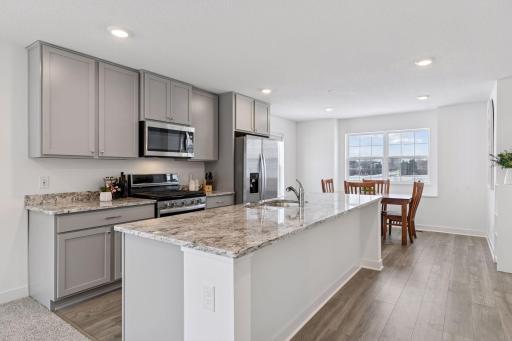 6632 Hinterland Trail South - Spacecrafting - 0006.jpg