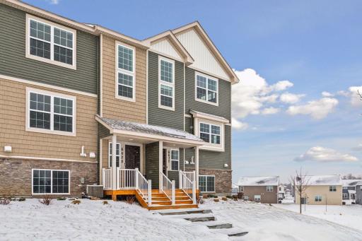 6632 Hinterland Trail South - Spacecrafting - 0001.jpg