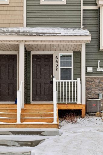 6632 Hinterland Trail South - Spacecrafting - 0003.jpg