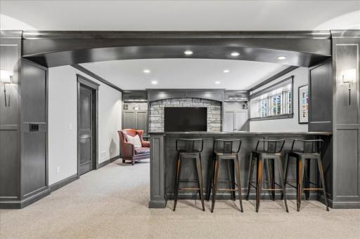 5204 Glengarry Parkway, Minneapolis, MN 55436