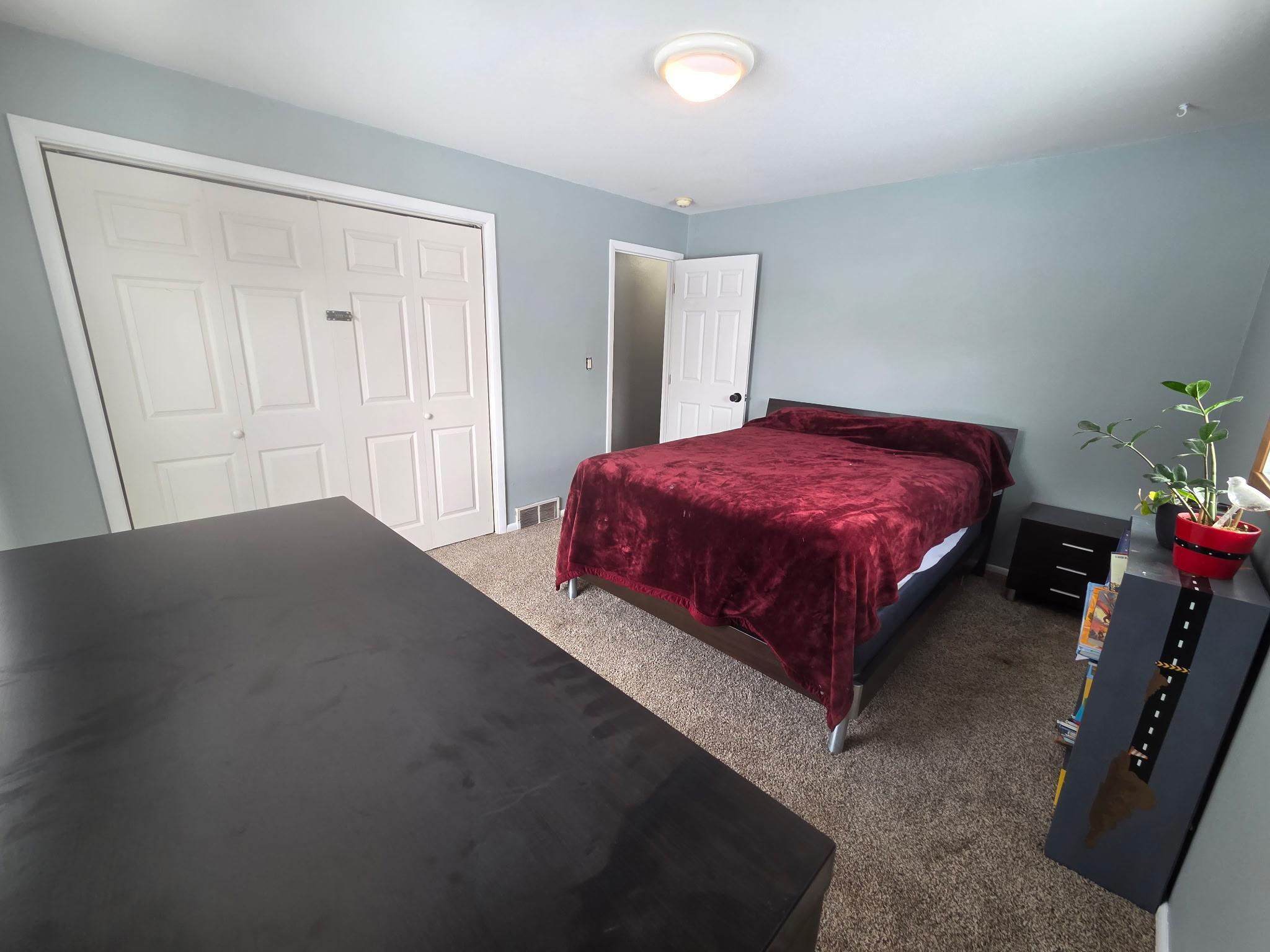 Main.Flr.Bed2.d.jpg