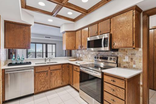 1235 Yale Place, 908, Minneapolis, MN 55403