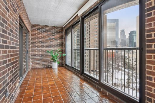 1235 Yale Place, 908, Minneapolis, MN 55403