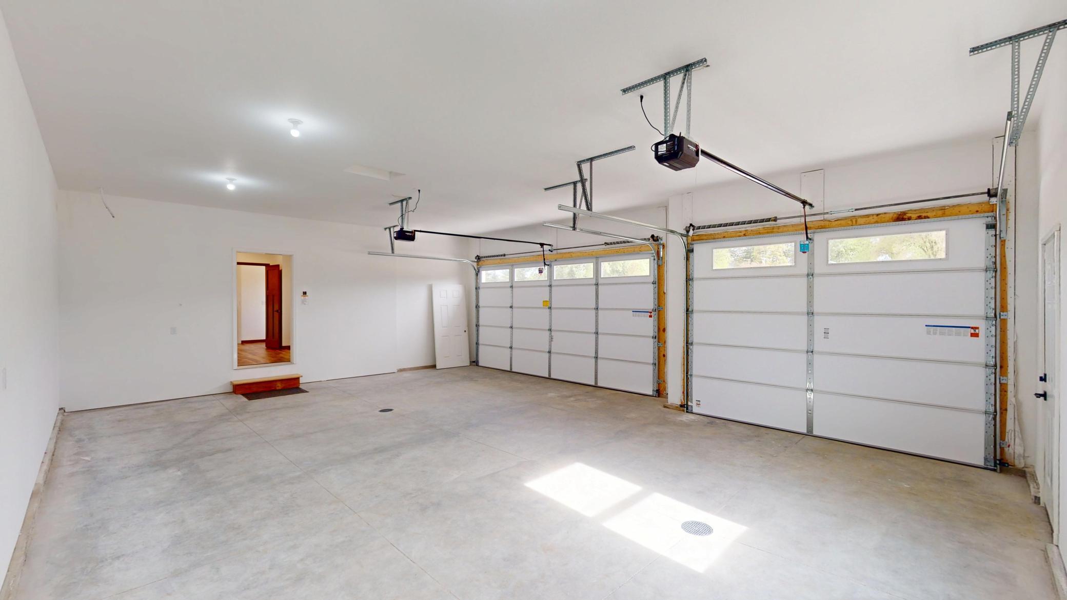 Garage__.jpg