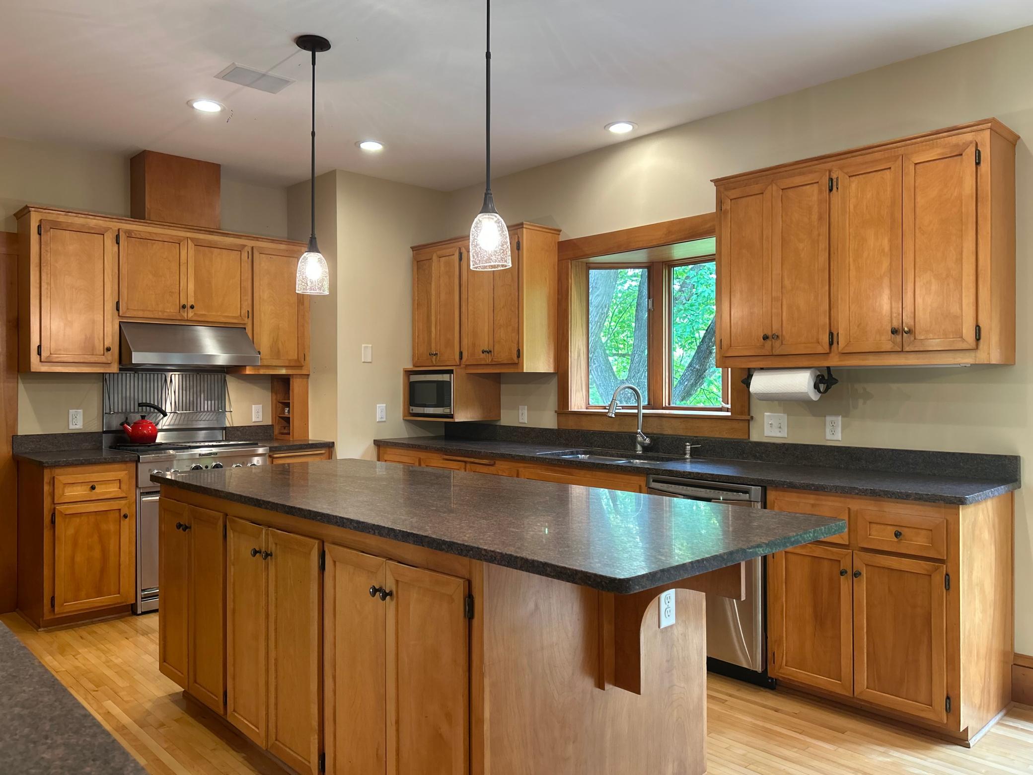 This home offers the highest-quality custom craftsmanship throughout.