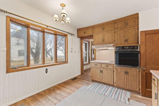 202 Lake Boulevard S, Buffalo, MN 55313