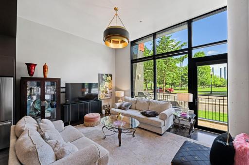 215 10th Avenue S, 112, Minneapolis, MN 55415