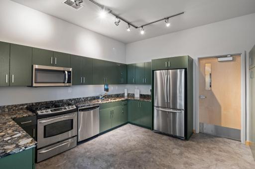 215 10th Avenue S, 112, Minneapolis, MN 55415