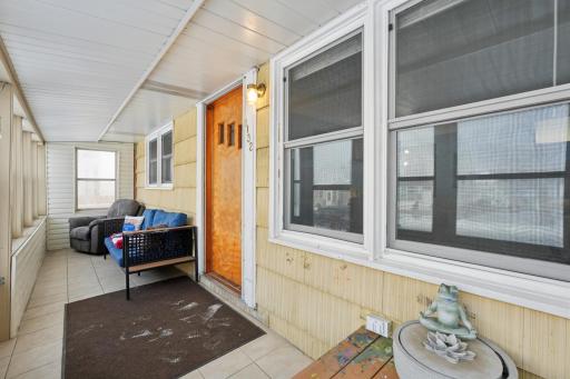 Photo for 1132 Minnehaha Avenue E, Saint Paul, MN 55106 - listing #7010871 1132 Minnehaha Avenue E, Saint Paul, MN 55106