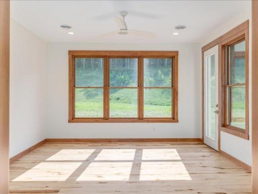 2359 Sydney Lane, Hudson, WI 54016