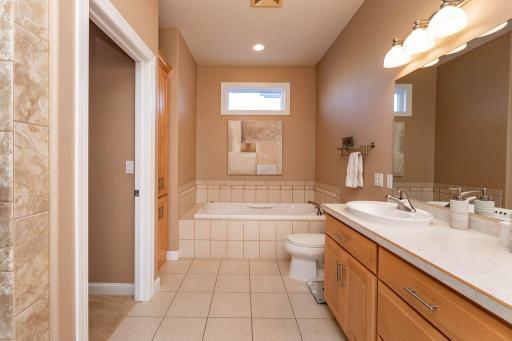 Primary Full Bathroom