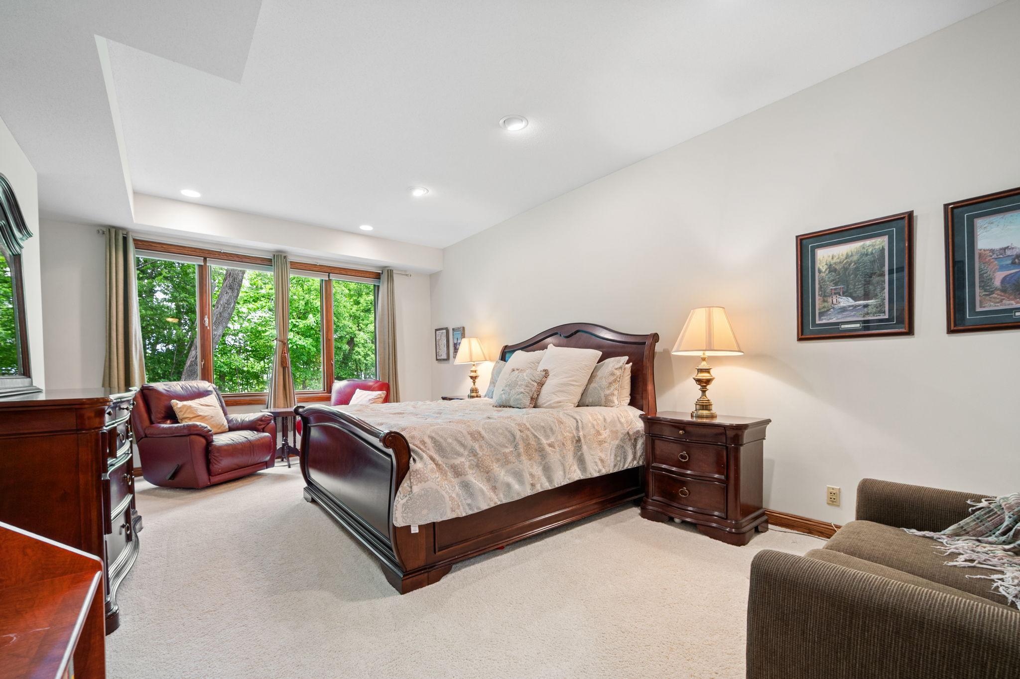 23760 Lawtonka Drive, Excelsior, MN 55331
