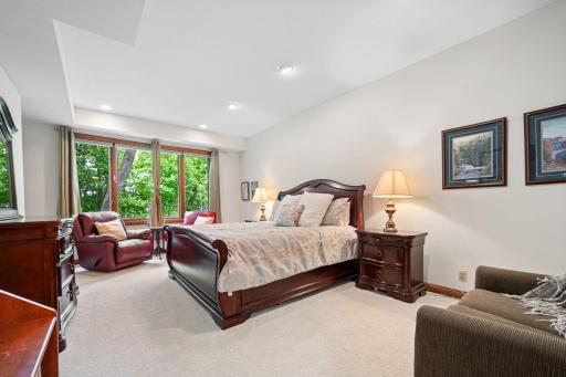23760 Lawtonka Drive, Excelsior, MN 55331