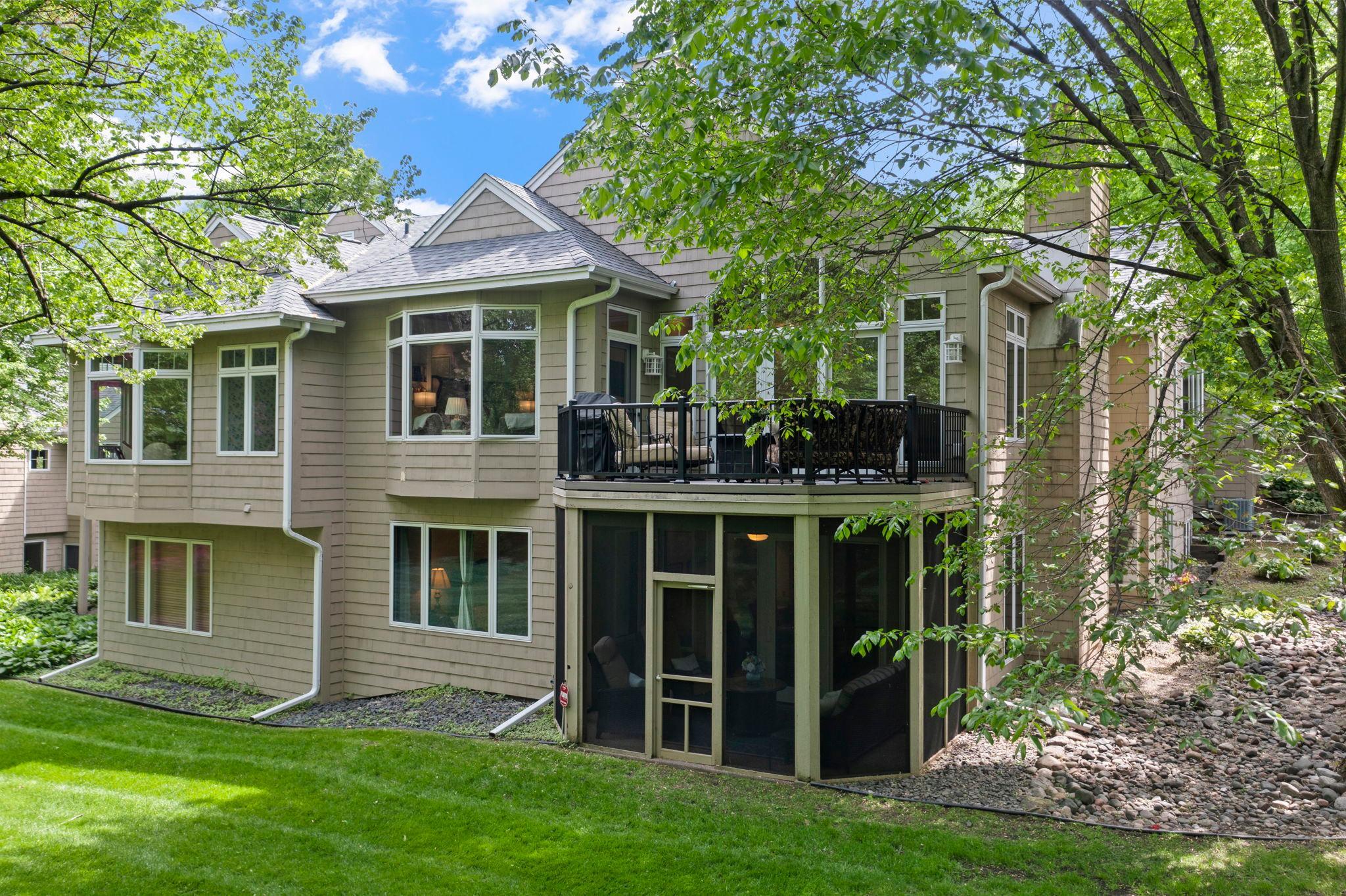 23760 Lawtonka Drive, Excelsior, MN 55331