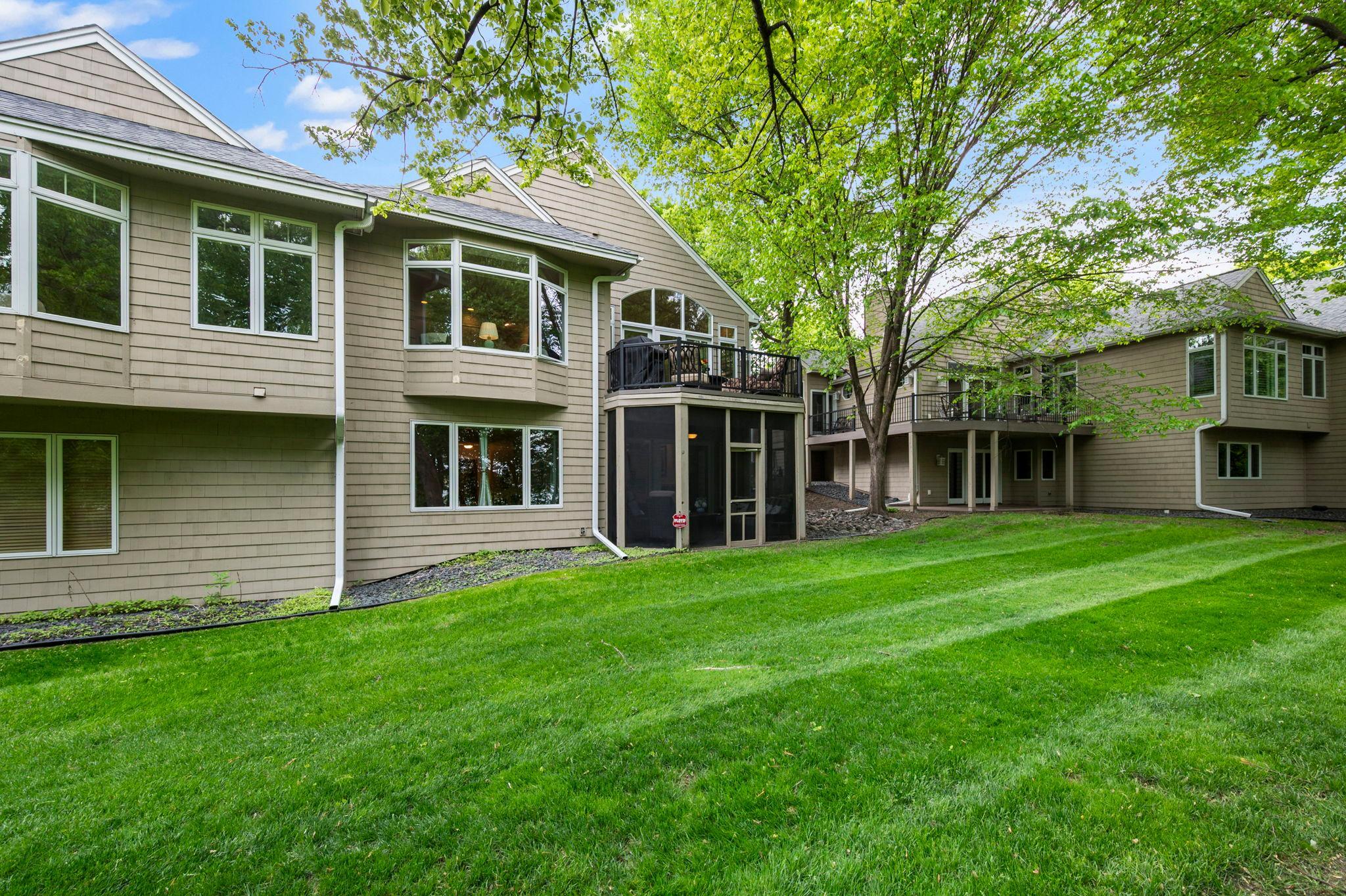 23760 Lawtonka Drive, Excelsior, MN 55331
