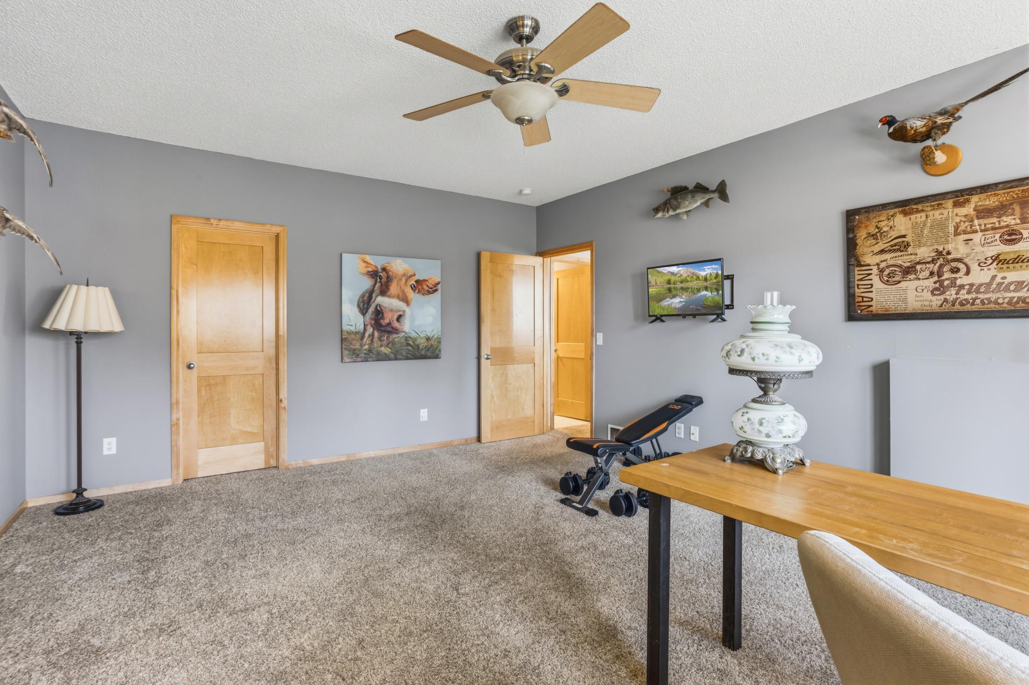 The walk=in closet in this bedroom will impress!