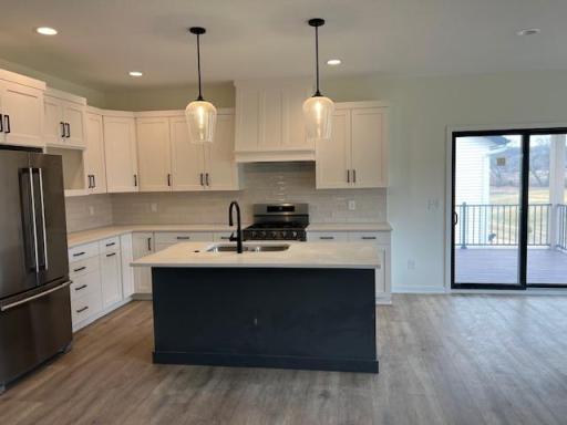 1693 Hadley Creek Drive NE, Rochester, MN 55906