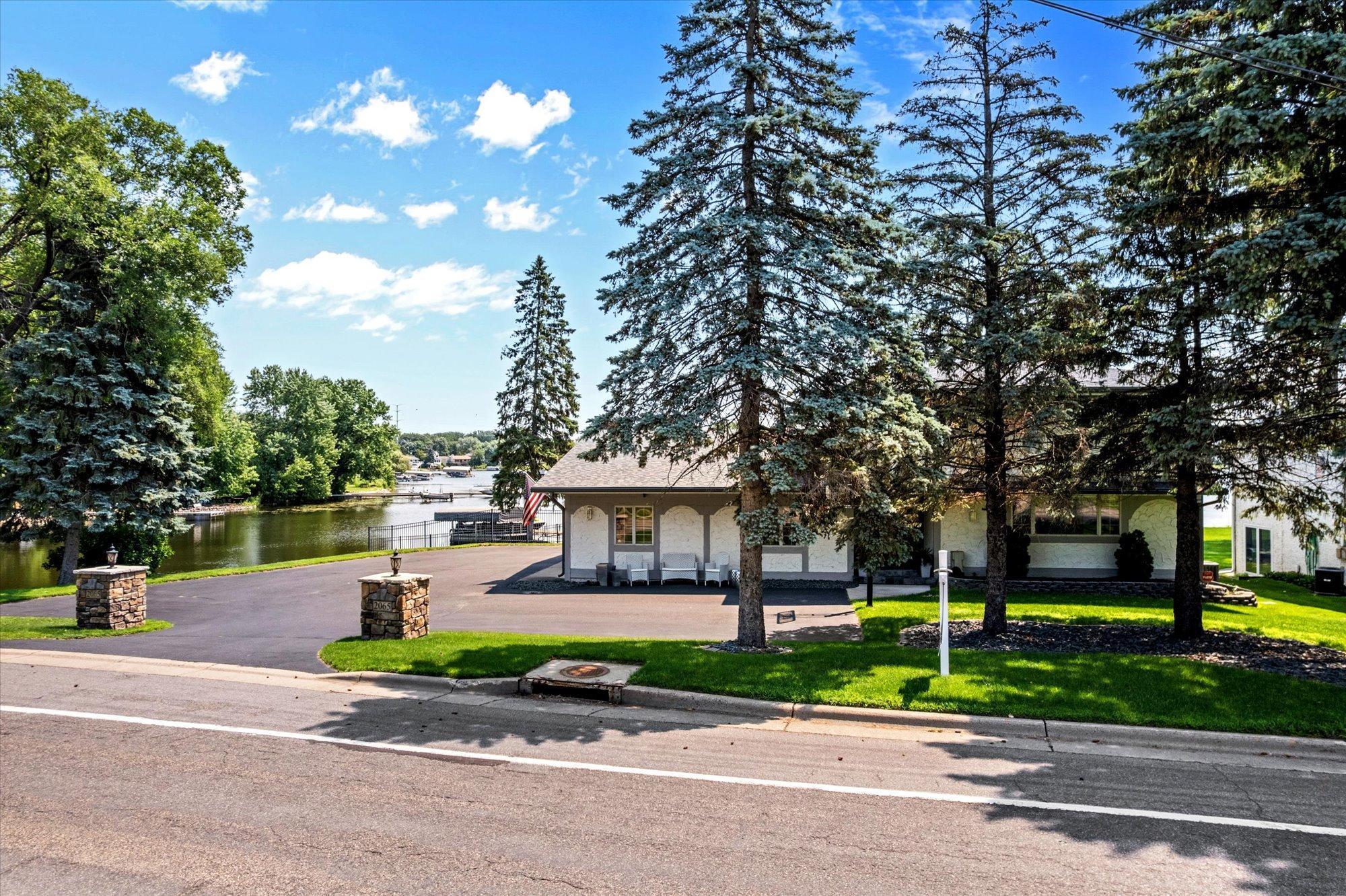 17-Long.Lake.Ext (17).jpg