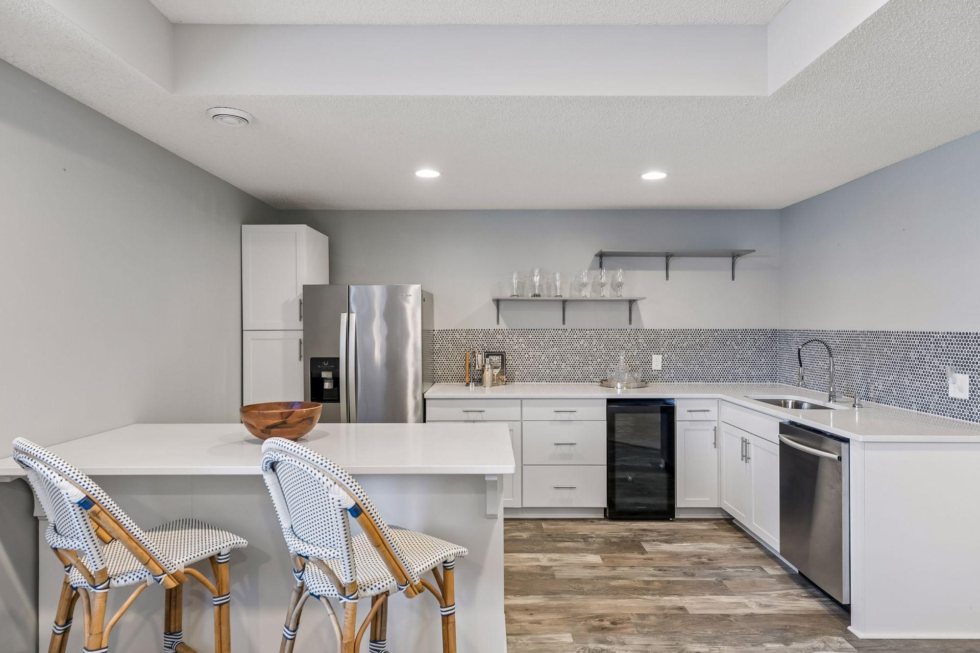 Wet Bar with bar seating