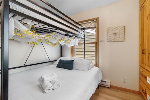 Create extra sleeping area with bunk beds.jpg