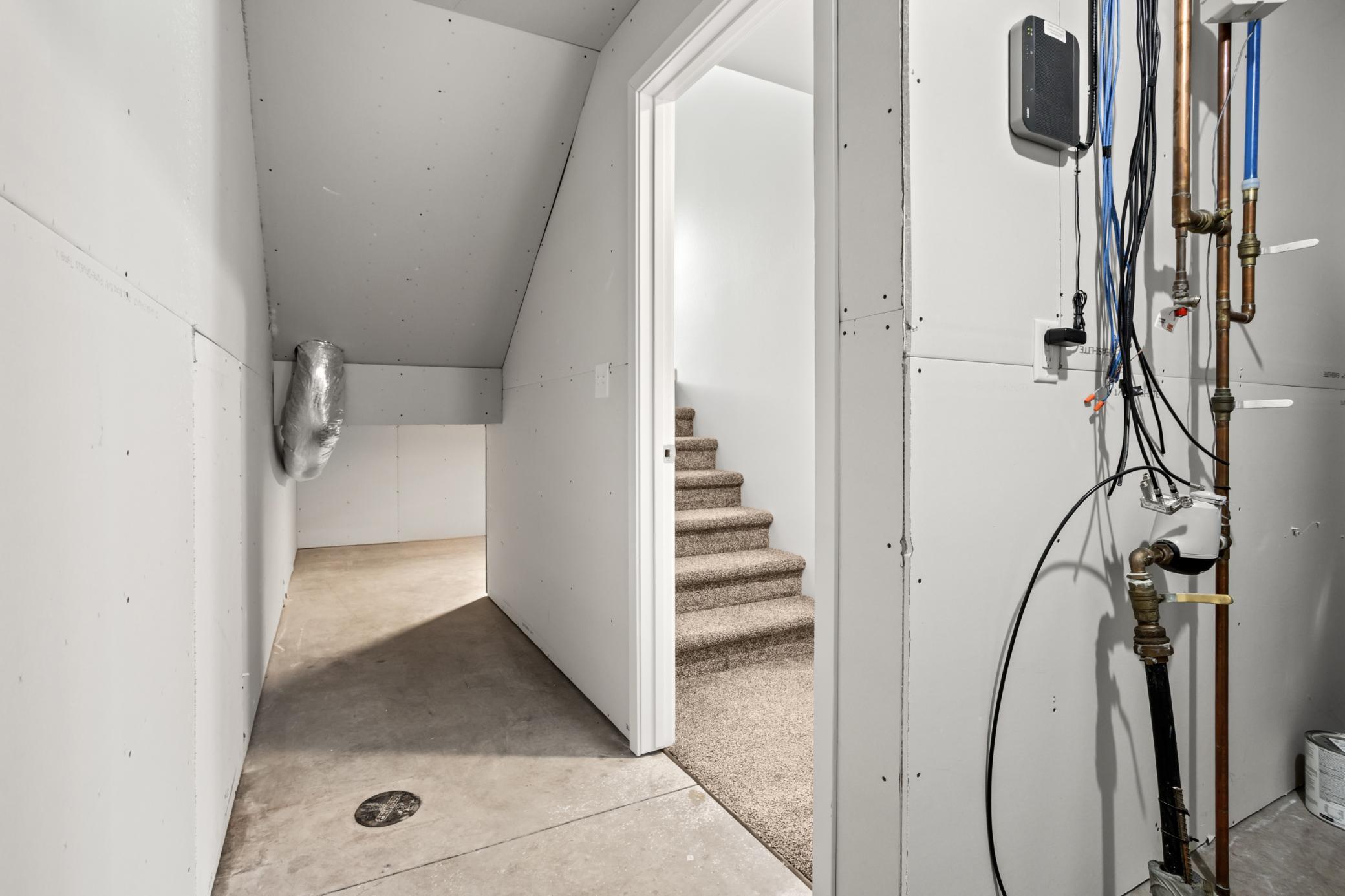 Storage Area/Utility View