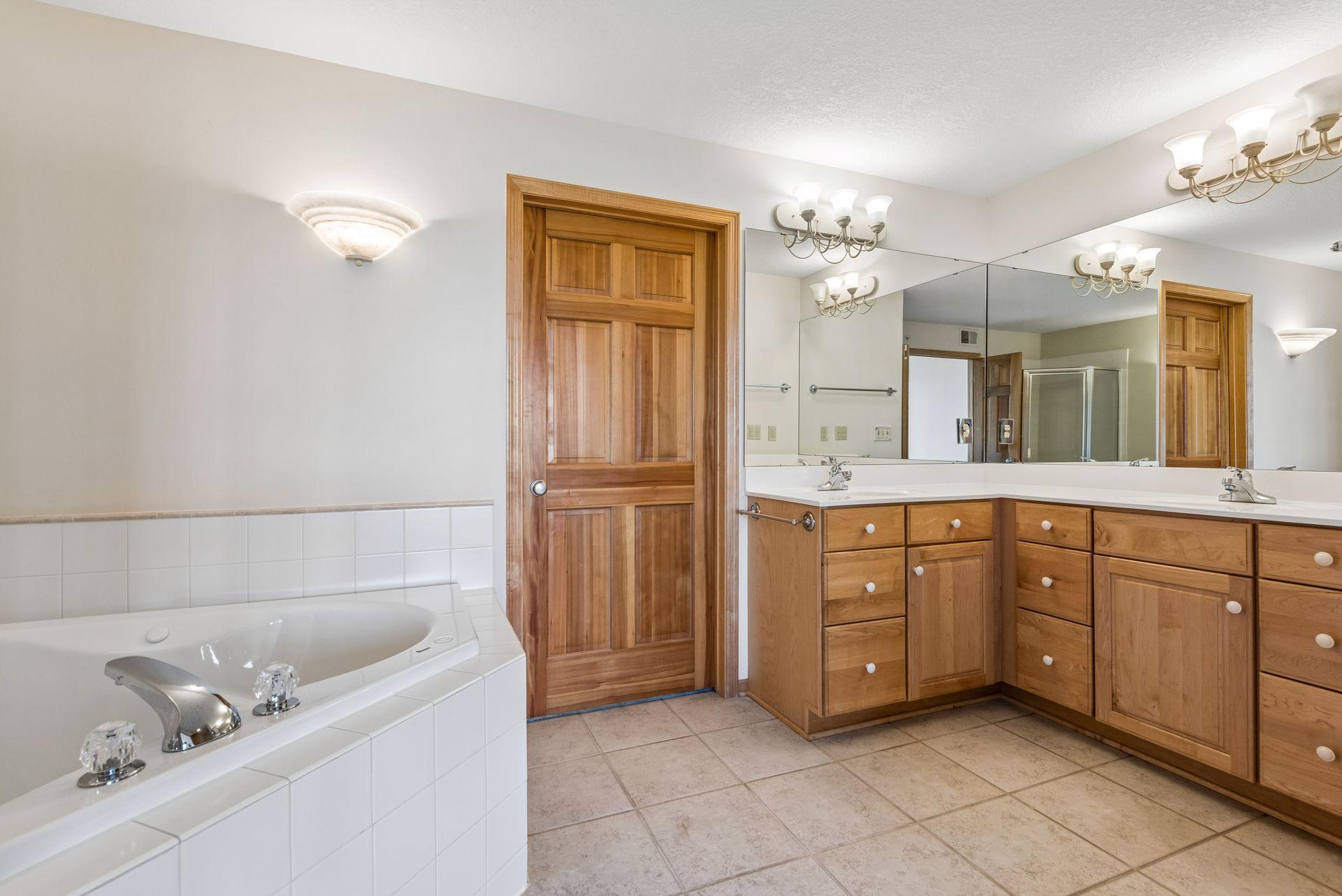 11472 Fairfield Road - Spacecrafting - 0029.jpg