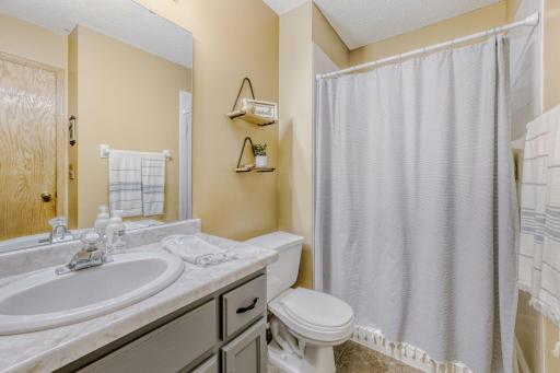 11173 190th Avenue NW, Elk River, MN 55330