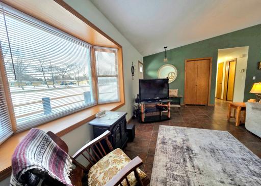601 4th Street NW, Twin Valley, MN 56584