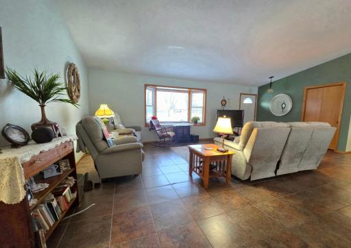601 4th Street NW, Twin Valley, MN 56584