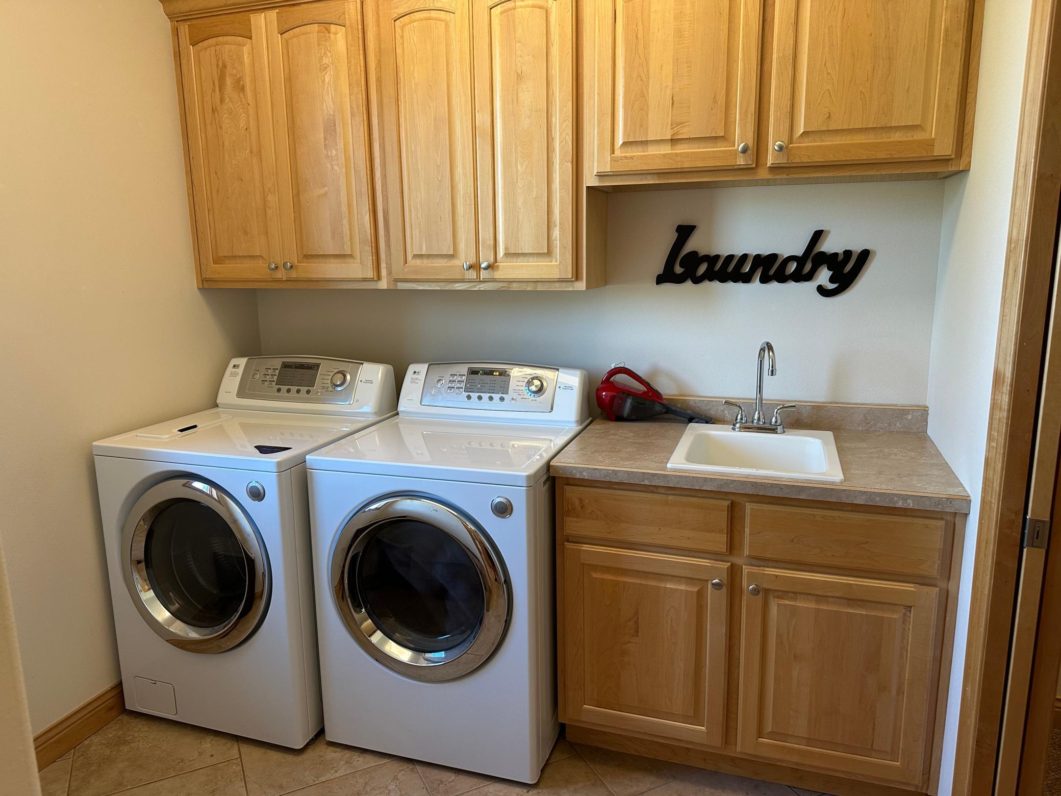 laundry.jpg