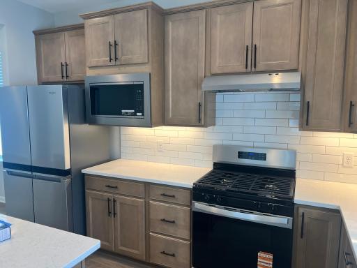 19239 101st Place - Passport Move-In Ready!