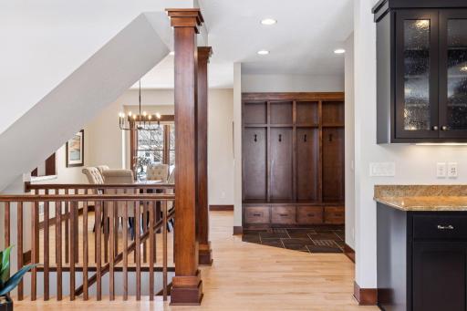 2655 Cottage Grove Place, Woodbury, MN 55129