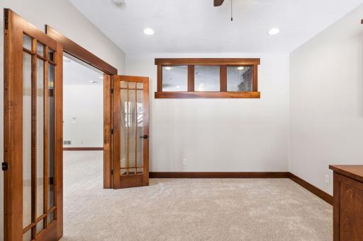 2655 Cottage Grove Place, Woodbury, MN 55129