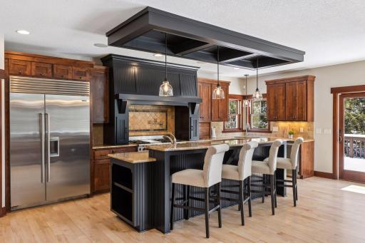2655 Cottage Grove Place, Woodbury, MN 55129