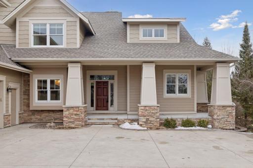 2655 Cottage Grove Place, Woodbury, MN 55129