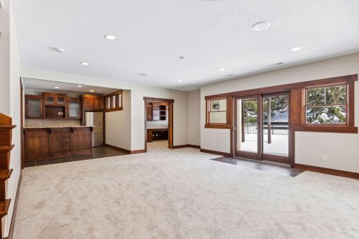 2655 Cottage Grove Place, Woodbury, MN 55129