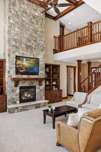 2655 Cottage Grove Place, Woodbury, MN 55129